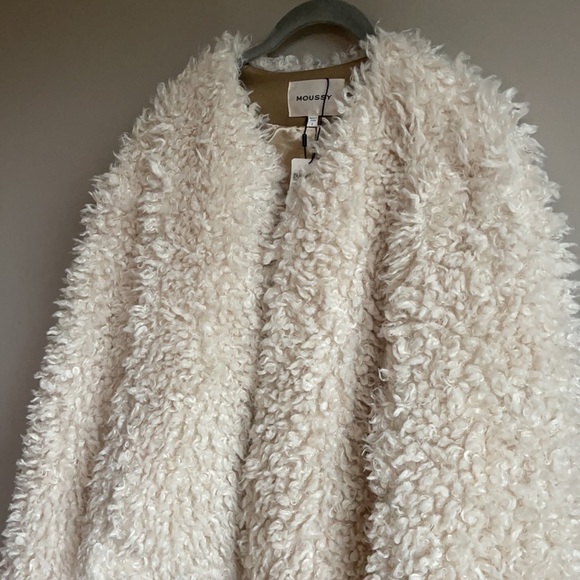 Moussy Faux Lamb Jacket - Picture 3 of 9